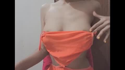 madhubala09 online show from February 2025 11:41:01 PM