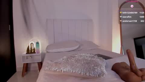 Snapshot of madison__evans chatting on December 2024 09:01:01 AM Valentina 1030 530 - online show from December 2024 09:01:01 AM