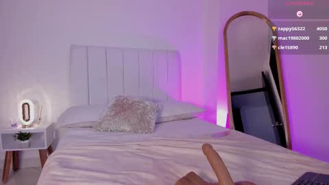 Snapshot of madison__evans chatting on March 2025 08:43:01 AM Valentina 1030 530 - online show from March 2025 08:43:01 AM