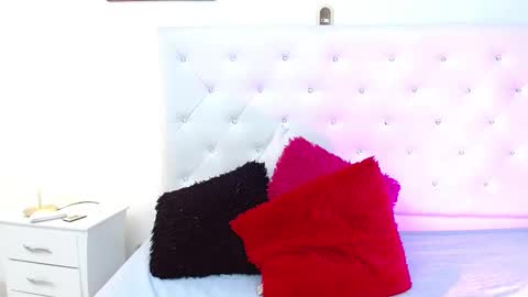 Snapshot of madison_horny69 chatting on March 2025 02:19:02 PM Jenny online show from March 2025 02:19:02 PM