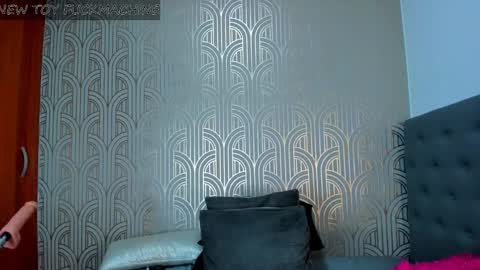   online show from January 2025 02:47:02 AM