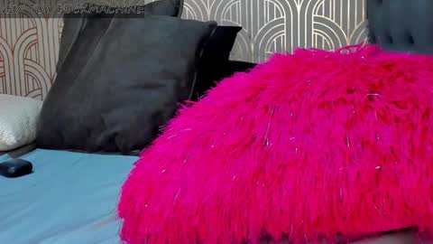   online show from February 2025 04:07:01 AM