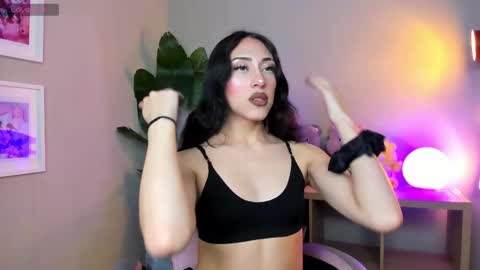 madison_rey__ online show from November 2025 04:45:02 AM
