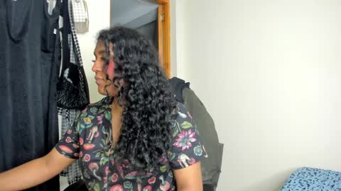 Snapshot of madisonbrunette_lxs chatting on December 2024 08:04:02 PM madison online show from December 2024 08:04:02 PM