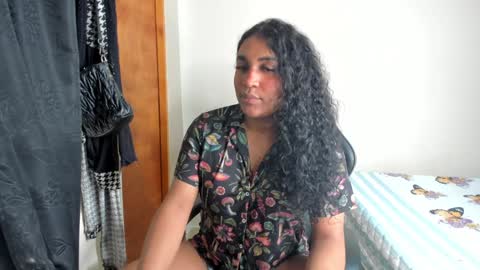 Snapshot of madisonbrunette_lxs chatting on January 2025 03:44:02 AM madison online show from January 2025 03:44:02 AM