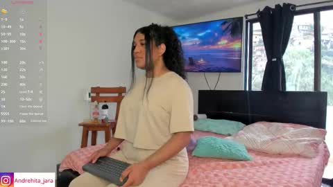 Snapshot of madisonbrunette_lxs chatting on September 2025 07:35:02 PM madison online show from September 2025 07:35:02 PM