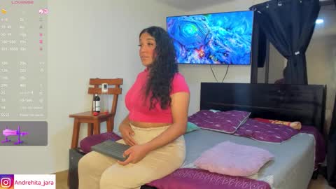 Snapshot of madisonbrunette_lxs chatting on September 2025 03:08:02 AM madison online show from September 2025 03:08:02 AM