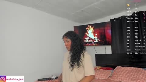 Snapshot of madisonbrunette_lxs chatting on November 2025 08:08:02 PM madison online show from November 2025 08:08:02 PM