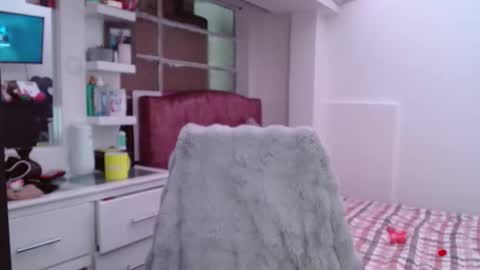 Madison Cambel online show from October 2025 04:19:01 PM