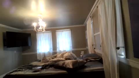 Madison online show from January 2025 08:46:02 PM