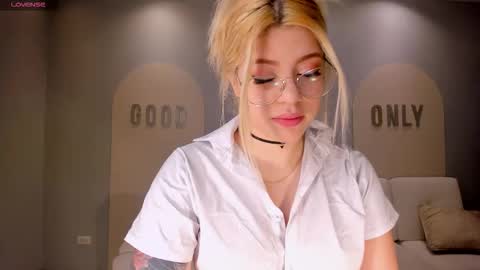 Madison Kane online show from January 2026 11:14:02 AM