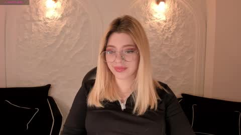 Madison Kane online show from April 2026 11:08:01 AM