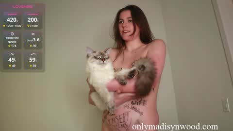 Madisyn Wood online show from December 2024 02:20:02 AM