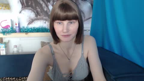 Elizabeth online show from February 2025 04:10:01 AM