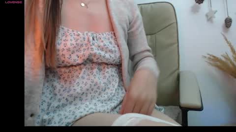 Snapshot of madyqueen chatting on February 2025 05:48:02 PM Mara online show from February 2025 05:48:02 PM