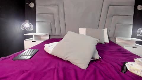 MAEE ANGELS online show from December 2024 05:09:02 AM