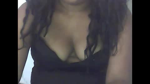 MaelahLove online show from April 2026 08:36:02 AM