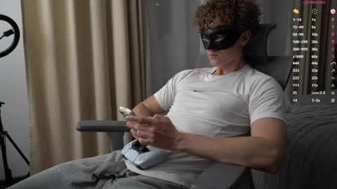 Snapshot of maestro3369 chatting on February 2026 09:26:02 PM Mike XMaestro 3369 online show from February 2026 09:26:02 PM