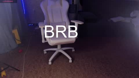 Snapshot of maevee chatting on February 2025 09:44:02 AM Maevee online show from February 2025 09:44:02 AM