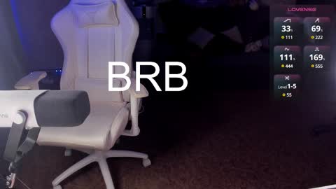 Snapshot of maevee chatting on March 2025 10:20:02 AM Maevee online show from March 2025 10:20:02 AM