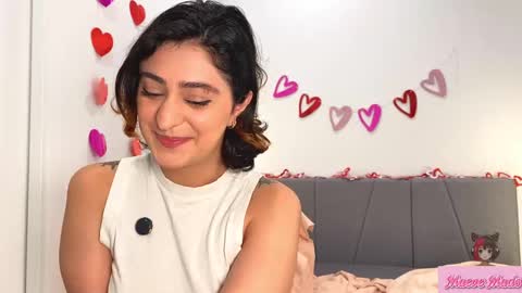 Snapshot of maevemads chatting on February 2026 01:40:01 PM Meaves online show from February 2026 01:40:01 PM