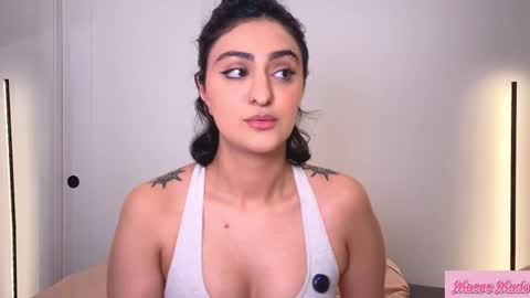 Snapshot of maevemads chatting on February 2026 12:15:01 PM Meaves online show from February 2026 12:15:01 PM