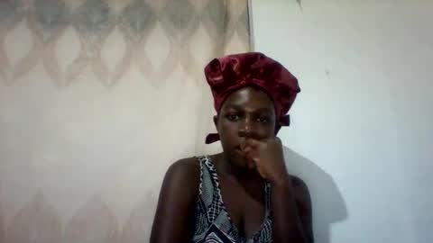 Snapshot of maevre_ chatting on February 2026 03:26:02 PM maevre_ online show from February 2026 03:26:02 PM