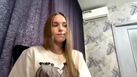 Snapshot of mafaldatefera chatting on February 2026 06:34:02 AM Sara online show from February 2026 06:34:02 AM