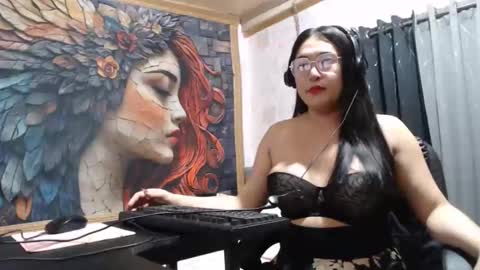 Snapshot of maffilicious_xxx chatting on November 2025 04:42:01 PM maffilicious_xxx online show from November 2025 04:42:01 PM