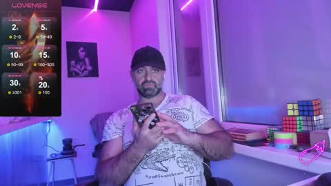 Magabear online show from October 2025 05:02:02 PM