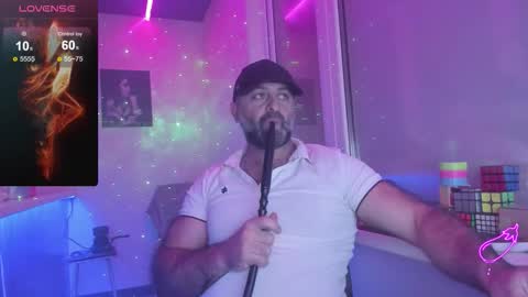 Magabear online show from October 2025 07:21:02 PM