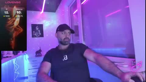 Magabear online show from November 2025 12:05:02 PM