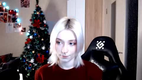 Sophia online show from December 2025 04:15:01 PM