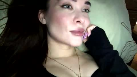 Snapshot of magggg658318 chatting on November 2025 12:19:02 PM magggg658318 online show from November 2025 12:19:02 PM