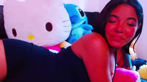 Snapshot of maggie_love77 chatting on February 2026 10:33:01 PM maggie online show from February 2026 10:33:01 PM