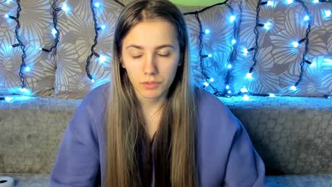 Maggie online show from December 2024 06:35:01 AM