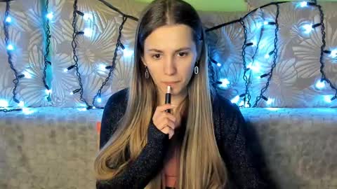 Maggie online show from February 2025 04:37:01 AM