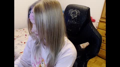 Magdalene Swaggy online show from January 2025 07:28:01 PM