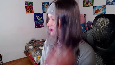 Magdalene Swaggy online show from November 2025 04:19:02 PM