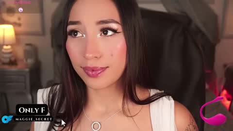   online show from September 2025 09:28:02 PM