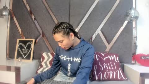Snapshot of maggyx_69 chatting on June 2026 02:52:01 PM Kimy online show from June 2026 02:52:01 PM