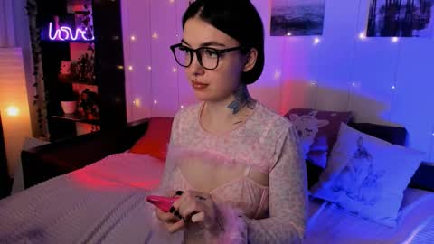 Magic Allie online show from October 2025 07:43:01 PM