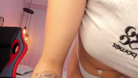 Snapshot of magic_amberr chatting on July 2026 05:14:01 AM magic_amberr online show from July 2026 05:14:01 AM