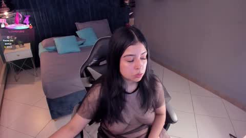 magic_angela online show from November 2025 11:54:02 AM