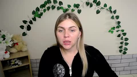 magic_katarina_ online show from January 2025 08:32:02 AM