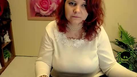 Kristy online show from November 2025 08:25:01 AM