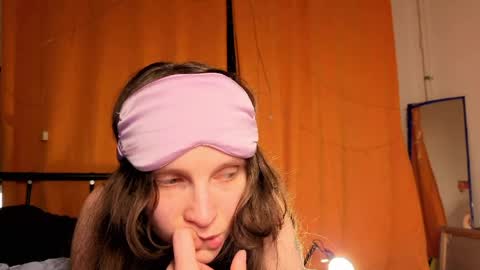 Snapshot of magic_mini_moon chatting on April 2026 09:01:02 PM Mikky or Moon online show from April 2026 09:01:02 PM