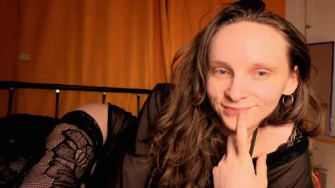 Snapshot of magic_mini_moon chatting on April 2026 09:57:02 PM Mikky or Moon online show from April 2026 09:57:02 PM