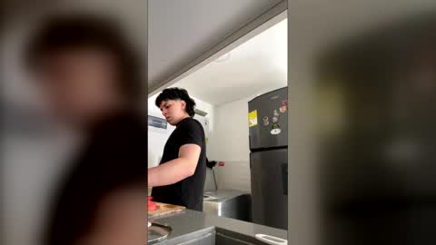 Tony Hoffa online show from December 2025 05:54:02 PM