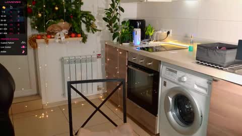 MagicLove online show from December 2025 01:58:02 AM